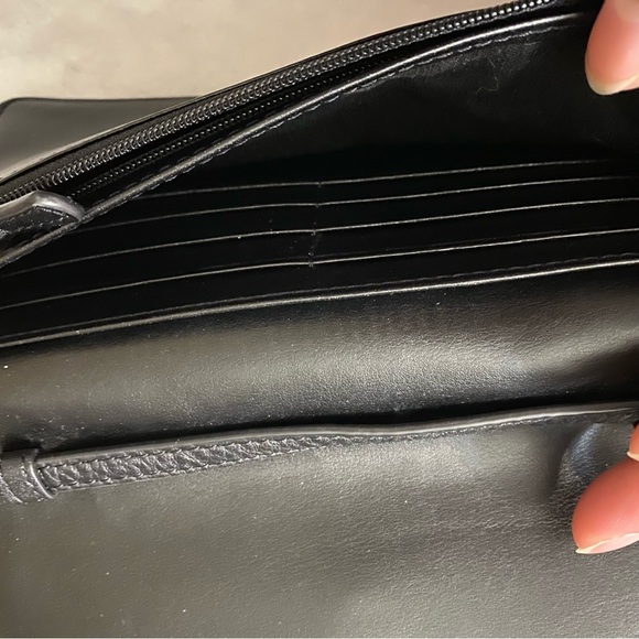 Marc Jacobs Empire City STR crossbody wallet black slim handbag - Picture 7 of 14